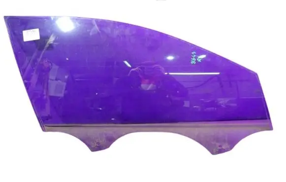 Volkswagen Golf VII Front door window glass four-door 
