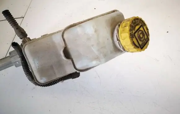 Alfa Romeo Mito Brake fluid reservoir 0204051107