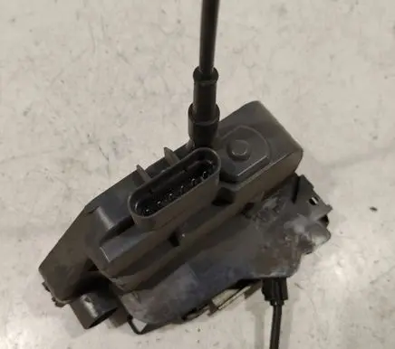 Renault Scenic II - Grand scenic II Front door lock