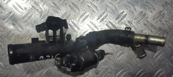 Nissan Note (E11) Engine coolant pipe/hose