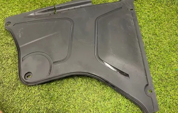 Mercedes-Benz S C217 Wiper trim A2226800407 WPT51115 18321224