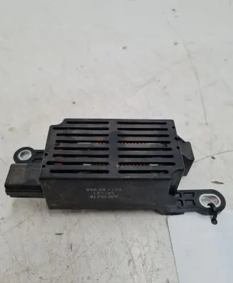 Mazda 6 Aerial antenna filter TD1166950