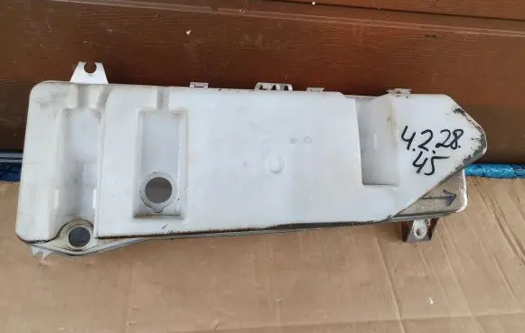Toyota Proace Windshield washer fluid reservoir/tank A2C96222500