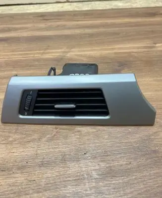 BMW 3 E90 E91 Dashboard side air vent grill/cover trim 9151165