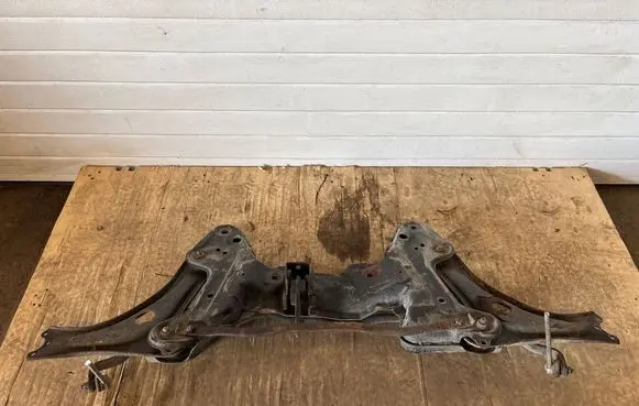 Peugeot 1007 Front subframe