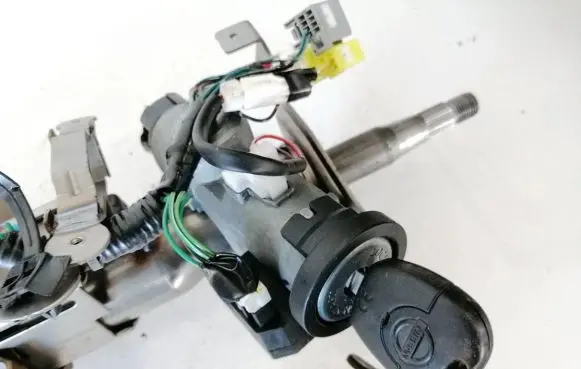 Nissan Primera Ignition lock 28590c9965 5wk48043c