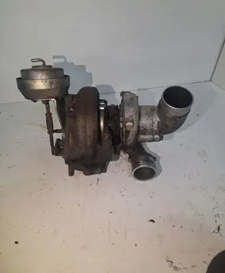 Toyota Avensis T250 Turbo