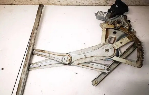 Toyota Corolla Verso AR10 Sliding door window regulator with motor 