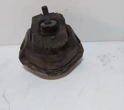 BMW 5 E60 E61 Engine mount bracket 307412