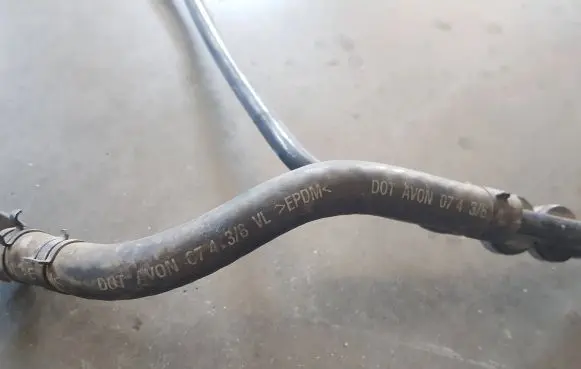 Ford Mustang V Vacuum line/pipe/hose D1167