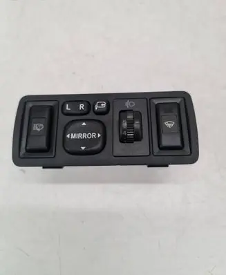 Toyota Corolla Verso AR10 Wing mirror switch 183575