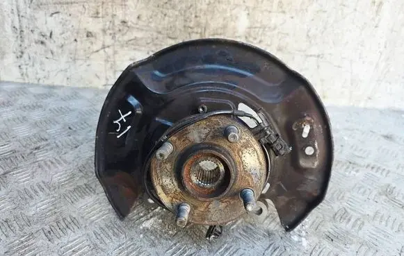 Toyota Yaris Front wheel hub 