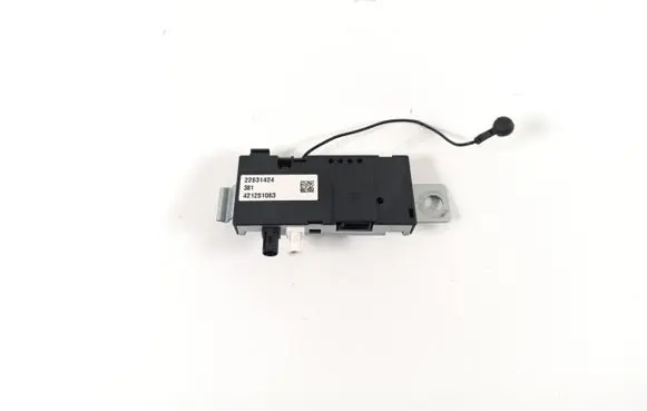 Opel Ampera Aerial antenna amplifier 22831424