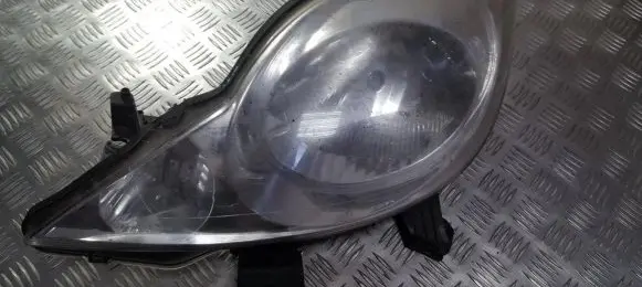 Peugeot 107 Headlight/headlamp 811500H030 81150-0H030