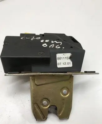 Volvo C70 Loading door lock 8611158