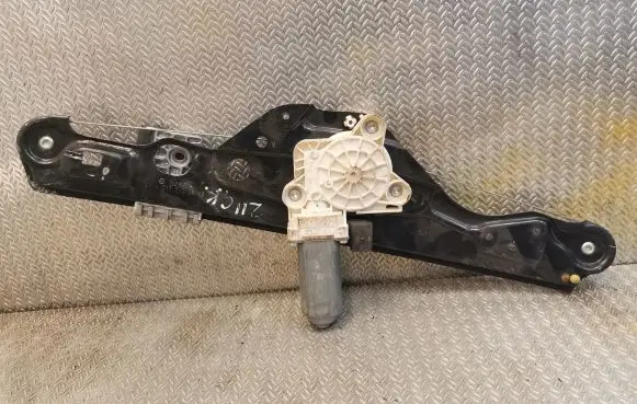 Mercedes-Benz E W211 Rear door window regulator with motor 2117300146