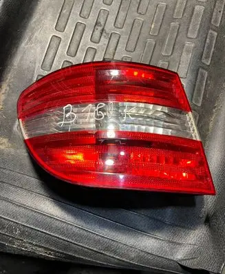 Mercedes-Benz B W245 Rear/tail lights a1698202164 27520112