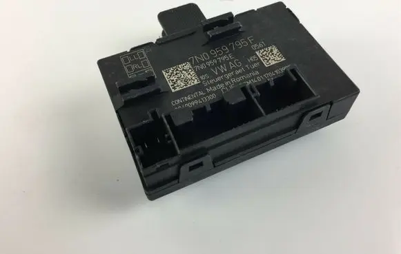 Volkswagen PASSAT B6 Other control units/modules 7N0959795F Z2971