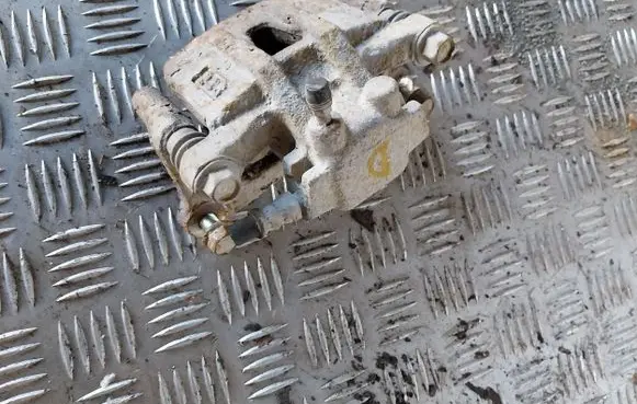 Mitsubishi Outlander Rear brake caliper