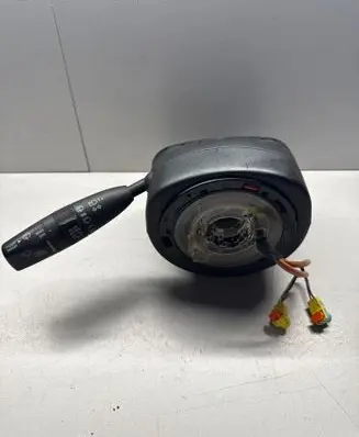 Wiper turn signal indicator stalk/switch