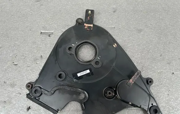 Nissan Patrol Y61 Timing belt guard (cover) 13570VB300
