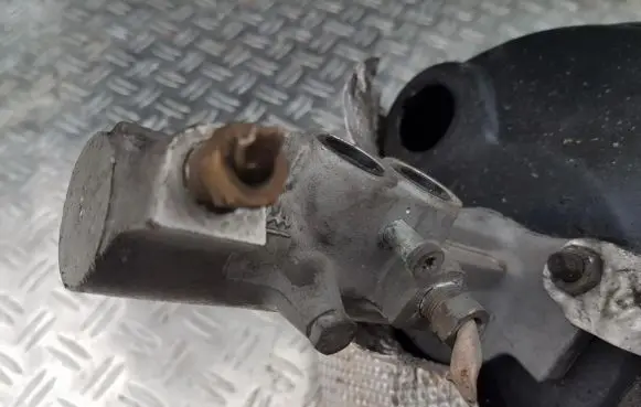 Volvo XC90 Master brake cylinder