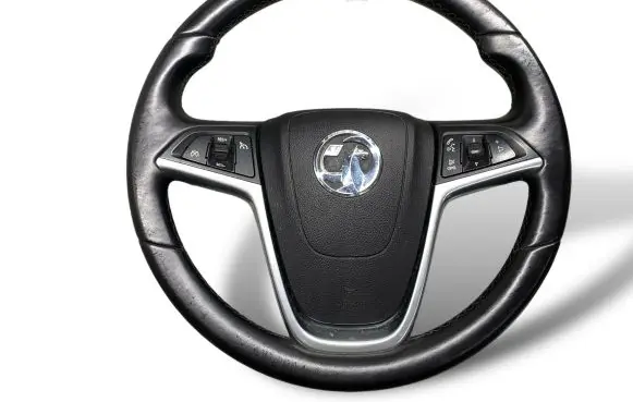 Opel Insignia A Steering wheel K3742