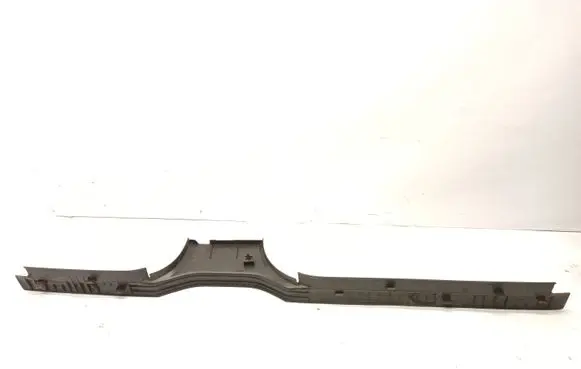 Land Rover Discovery 3 - LR3 Front sill trim cover EMH500160
