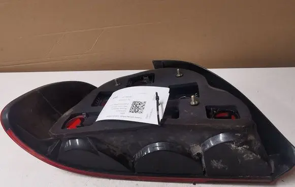 BMW 5 E39 Rear/tail lights 2VP00724002 8358032