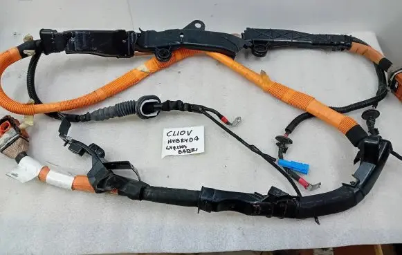 Renault Clio V Hybrid / electric car battery 297A25555R