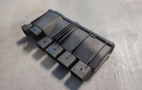 BMW M5 F90 Power management control unit 8638552 12638638552