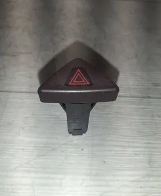 Volvo XC70 Hazard light switch 9441045 03W312