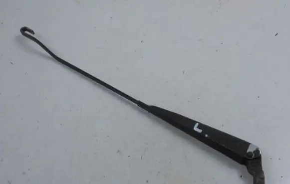 Nissan Terrano Front wiper blade arm