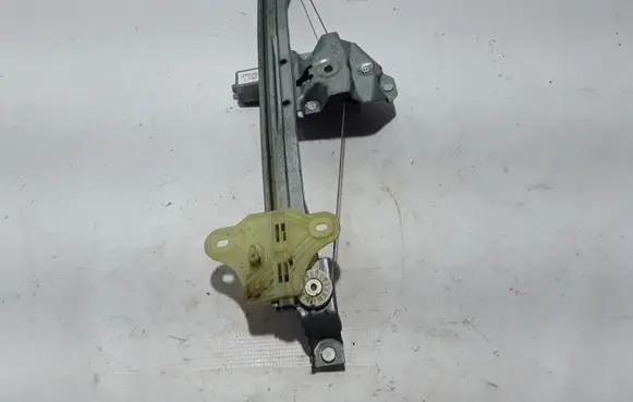 Renault Captur Front window lifting mechanism without motor 807200713R