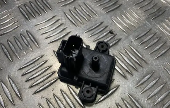 Ford Mondeo Mk III Camshaft speed sensor 98AB9F479BA 1M14A 6PP4160EAB