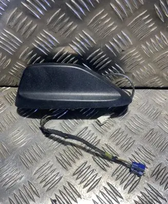 Dodge Durango III Aerial GPS antenna P05091352AD
