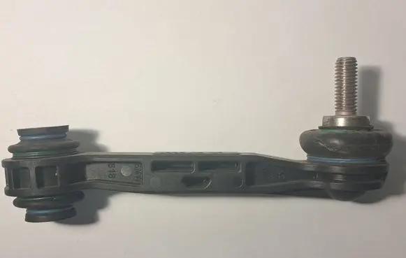 BMW M3 F80 Rear anti-roll bar/stabilizer link 2284618