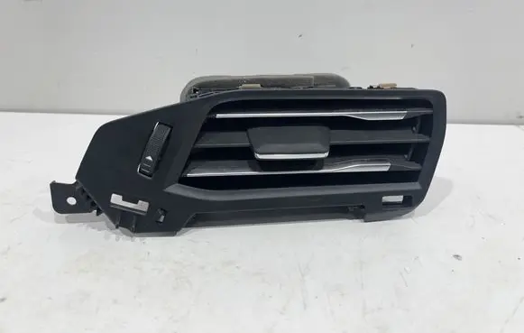 Ford Focus Dashboard side air vent grill/cover trim JX7B19893CJ