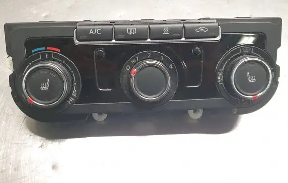Volkswagen Caddy Interior fan control switch 1K8907426AQ 5HB01210873