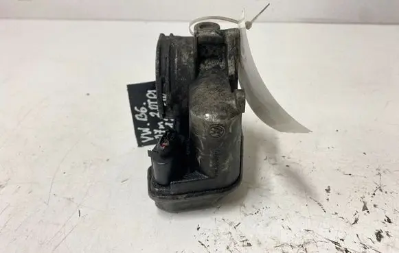 Volkswagen PASSAT B6 Throttle valve 03G128063B