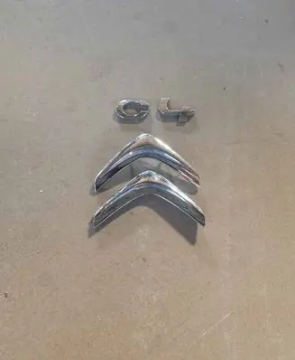 Citroen C4 II Manufacturers badge/model letters 