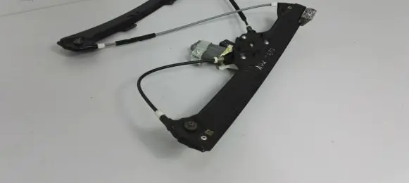 BMW 5 E60 E61 Front door electric window regulator 7075667