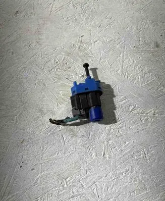 Jaguar S-Type Brake pedal sensor switch XR839F924