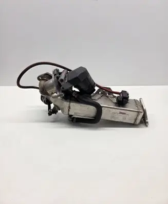 BMW 3 E90 E91 EGR valve cooler 7810751