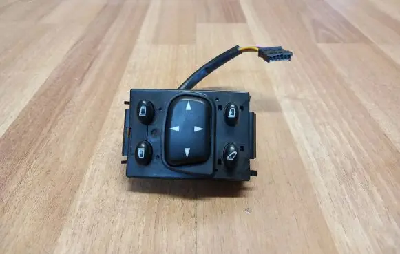 Mercedes-Benz S W220 Wing mirror switch 2208211651 03463305 A2208211651