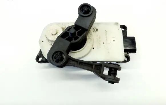 BMW 5 G30 G31 G38 Intake manifold valve actuator/motor 9881646 5811R1001