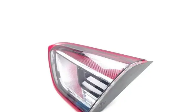 Opel Crossland X Tailgate rear/tail lights 39137526