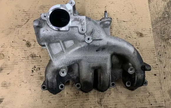 Audi A4 S4 B7 8E 8H Intake manifold 038129713BM