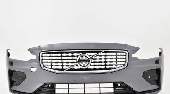 Volvo V60 Front bumper 32227716
