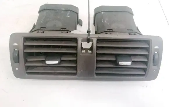 Volvo C30 Dash center air vent grill Y01145P